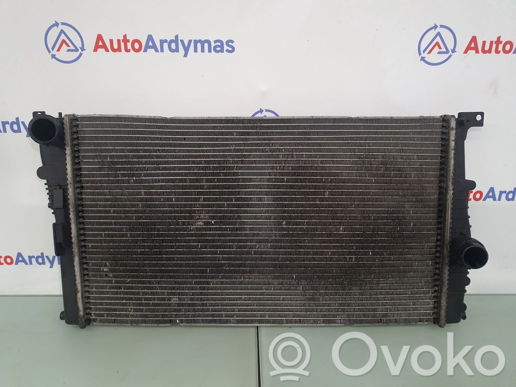 BMW 3 F30 F35 F31 Aušinimo skysčio radiatorius 