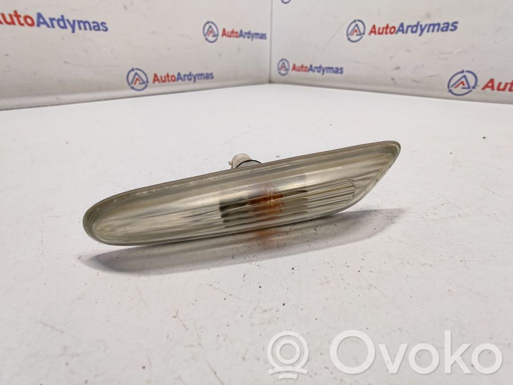 BMW 5 E60 E61 Front fender indicator light 