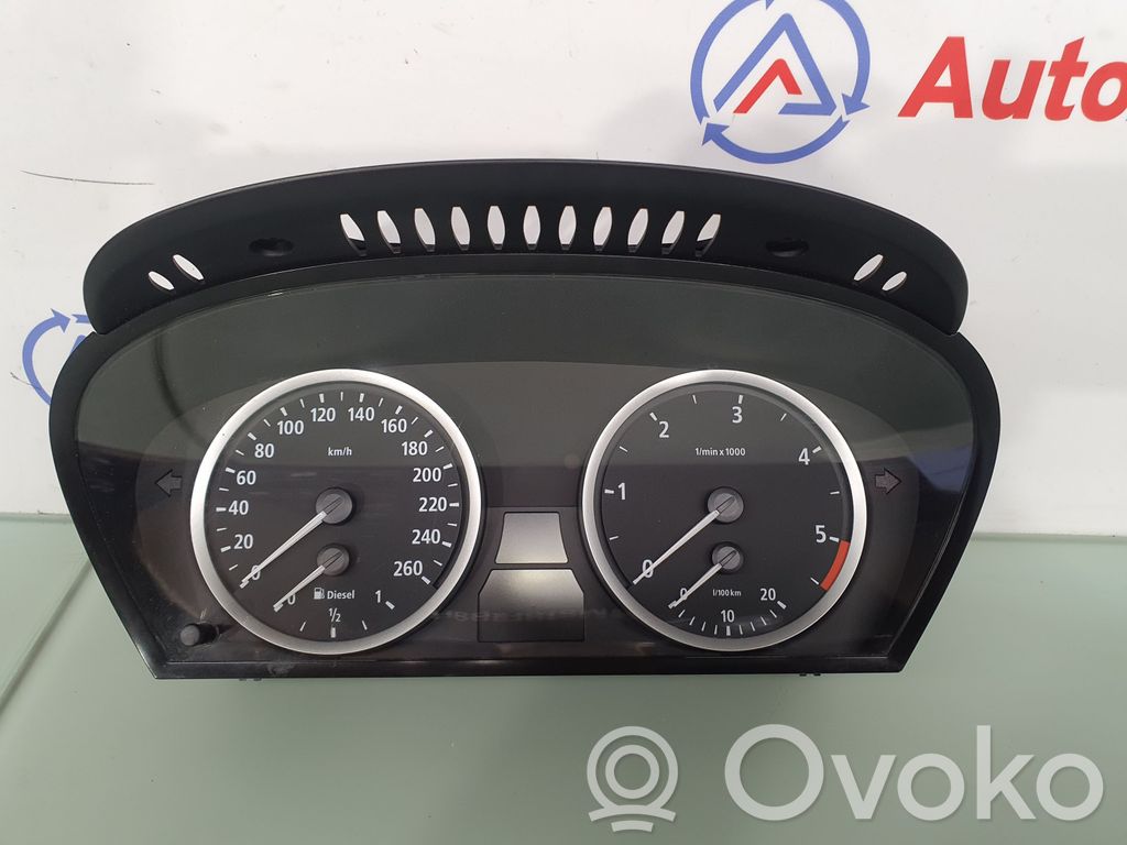 BMW 5 E60 E61 Nopeusmittari (mittaristo) 