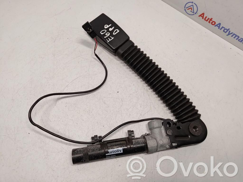 BMW 5 E60 E61 Klamra przedniego pasa bezpieczeństwa 
