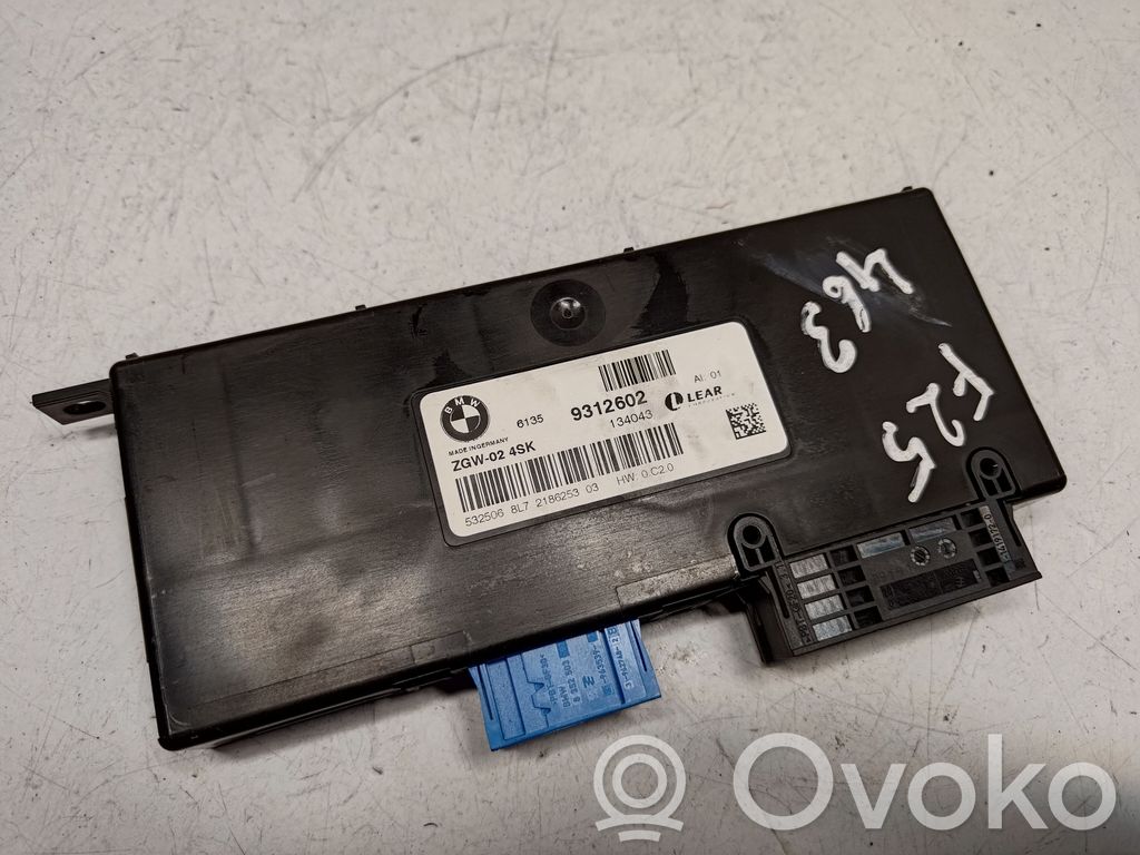 BMW X3 F25 Gateway control module 