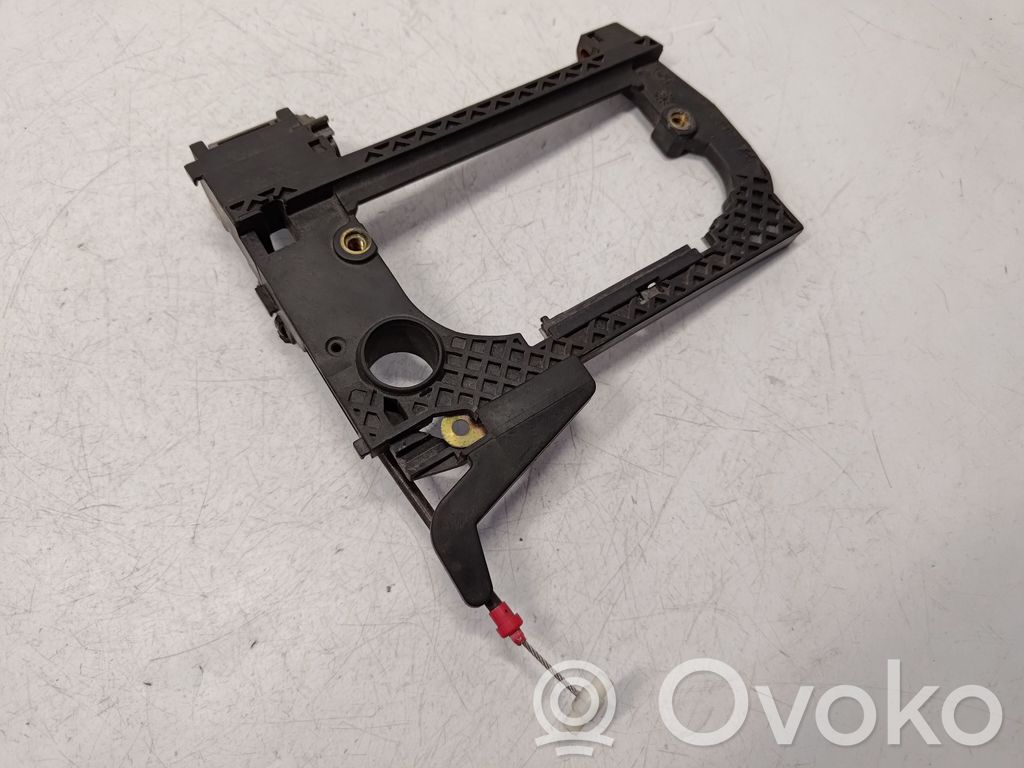 BMW 5 E39 Front door exterior handle/bracket 