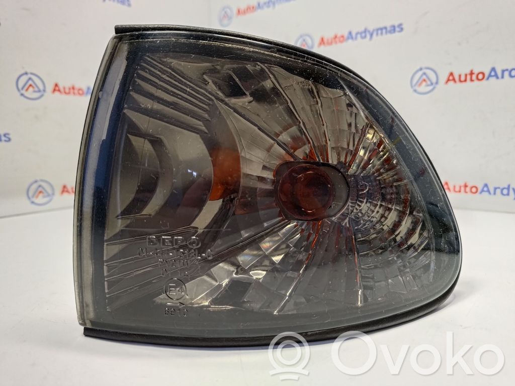 BMW 7 E38 Front indicator light 