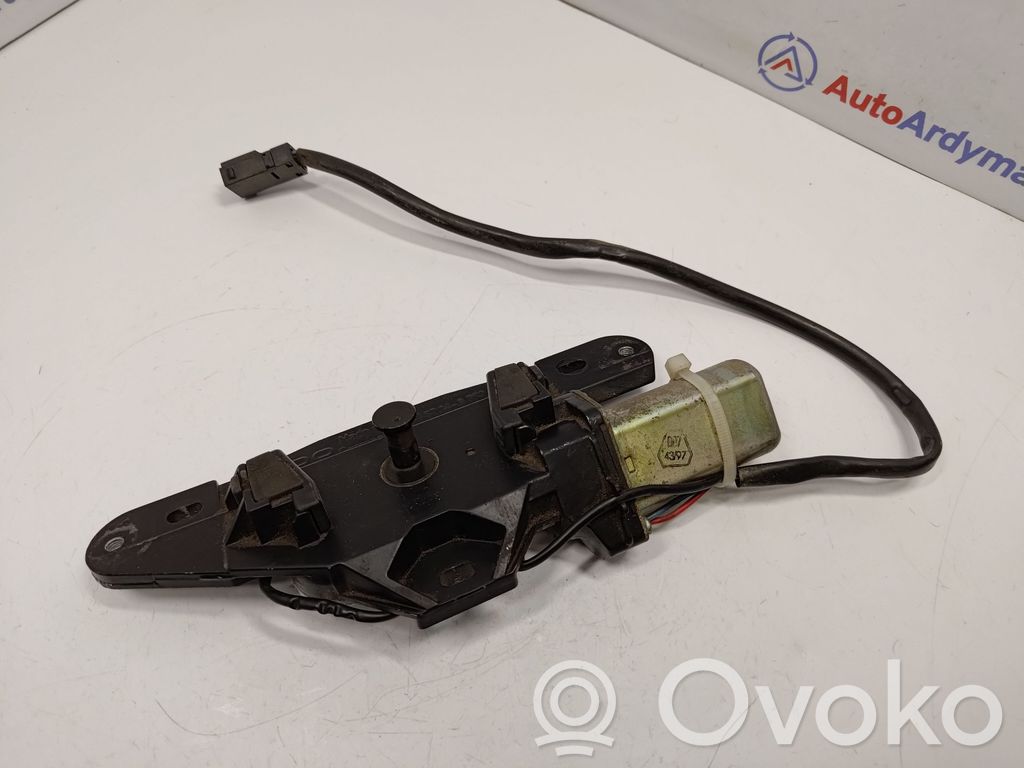 BMW 5 E39 Tailgate/trunk/boot lift motor 