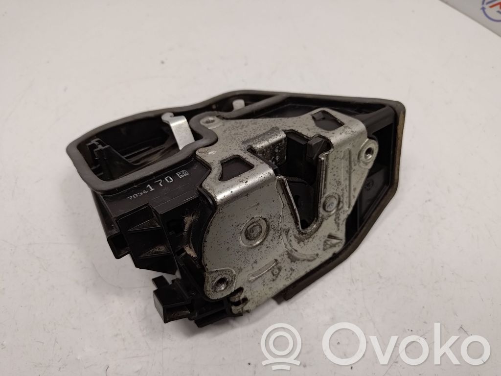 Front door lock   7036170,51217036170,51217154628,51217167068