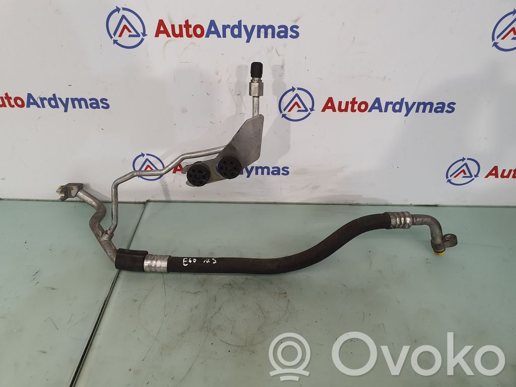 BMW M5 Ilmastointilaitteen putki (A/C) 