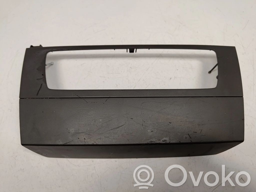 BMW 3 E90 E91 Paneelin lista 