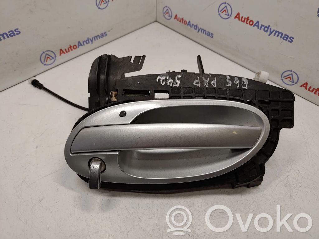 BMW 7 E65 E66 Etuoven ulkokahva 