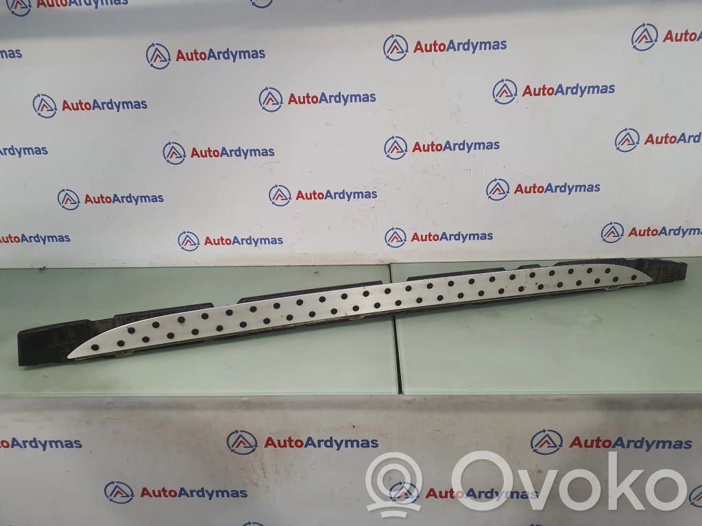 BMW X3 E83 Sill 