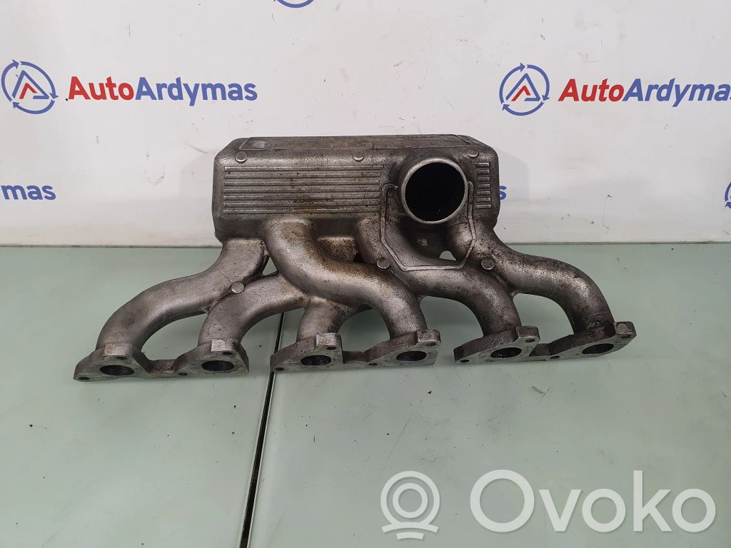 BMW 5 E34 Intake manifold 