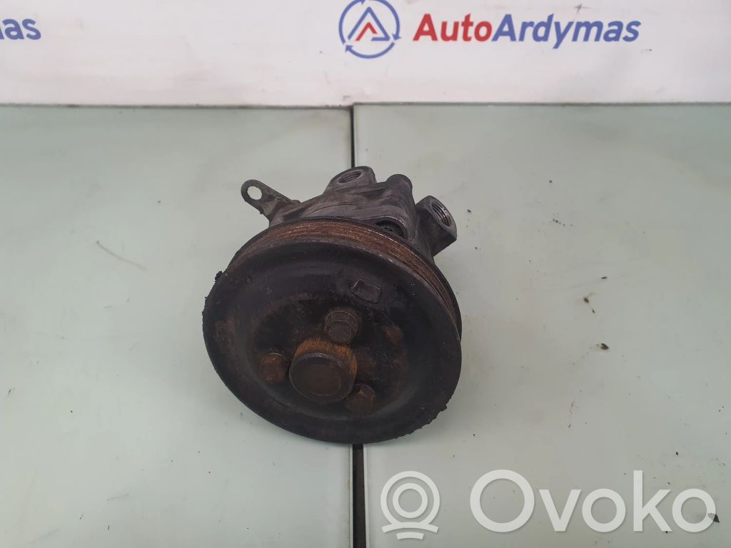 BMW 5 E34 Servopumpe 