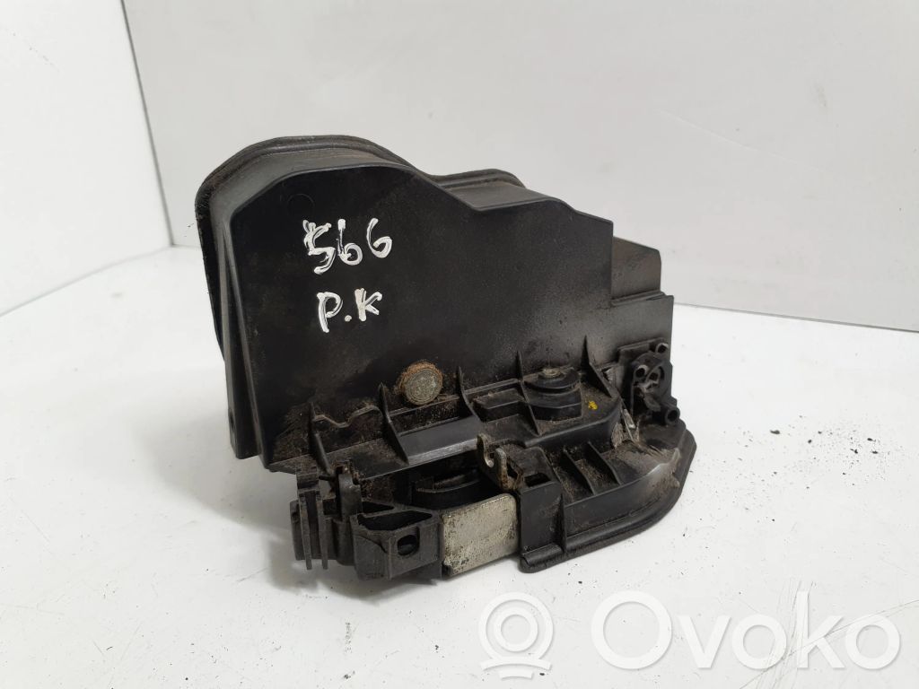 BMW 7 E65 E66 Etuoven lukko 