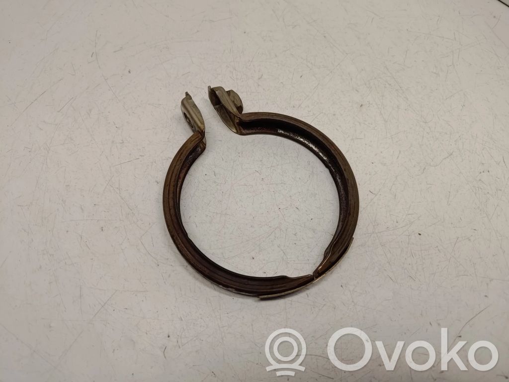 BMW 5 F10 F11 Muffler pipe connector clamp 