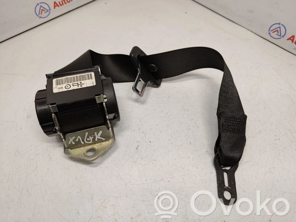 BMW X1 E84 Cinturón trasero 