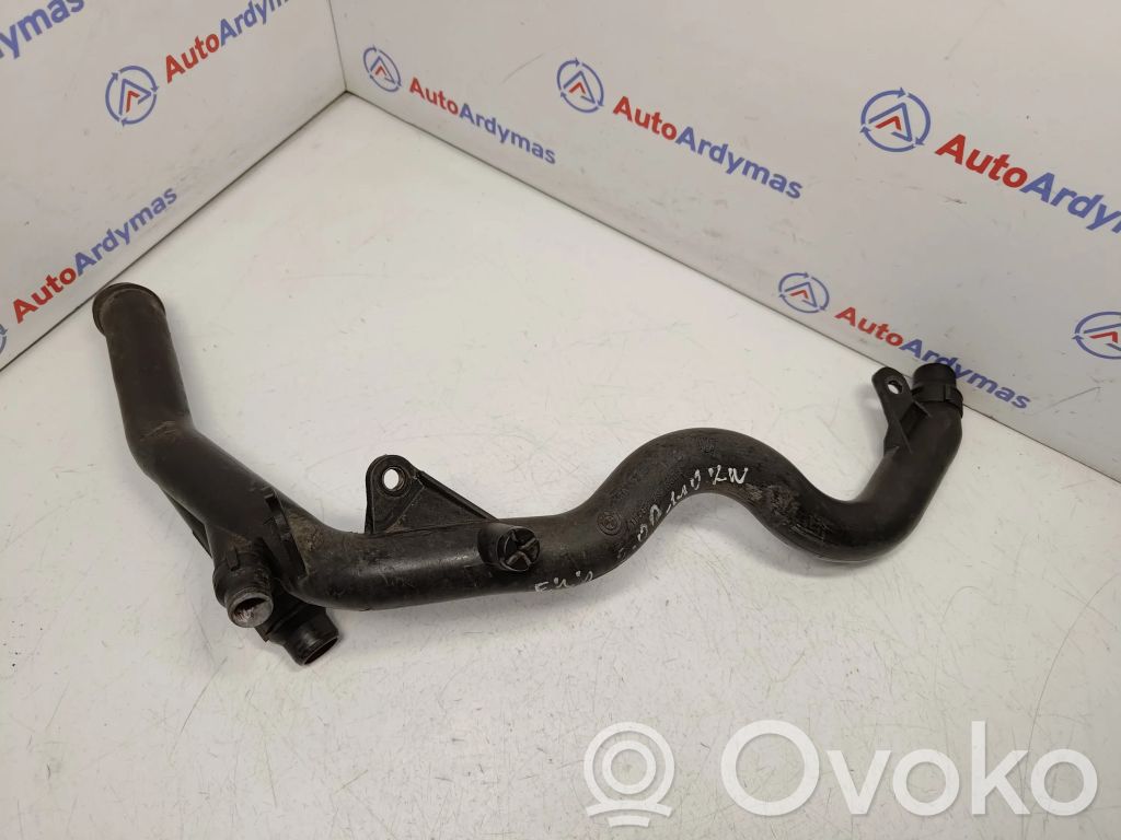 BMW 3 E46 Engine coolant pipe/hose 
