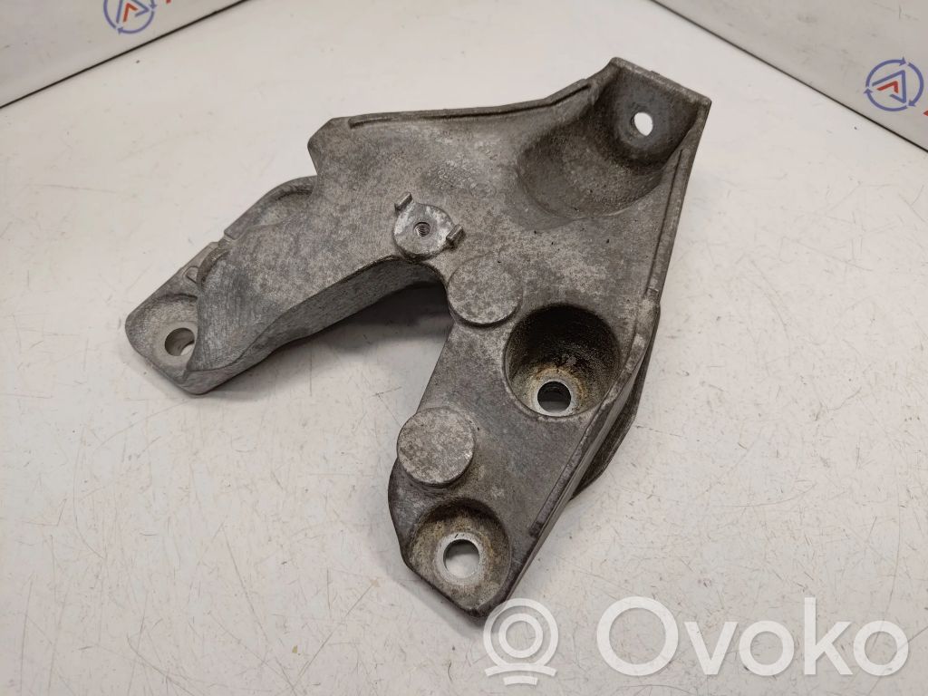 BMW 4 F32 F33 Engine mounting bracket 