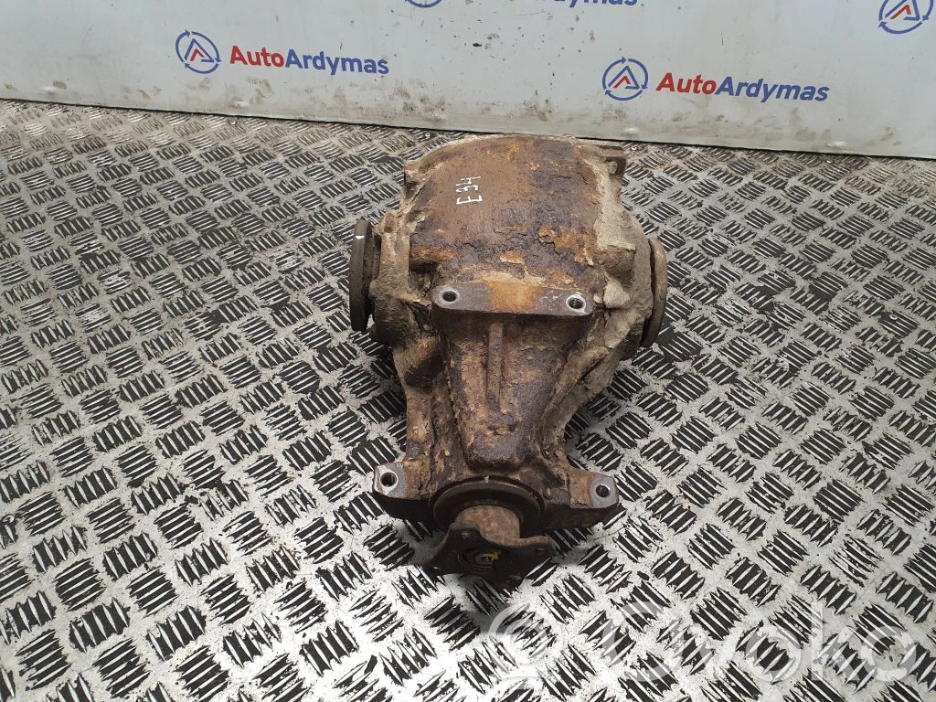 Rear differential   1214249,33101214249