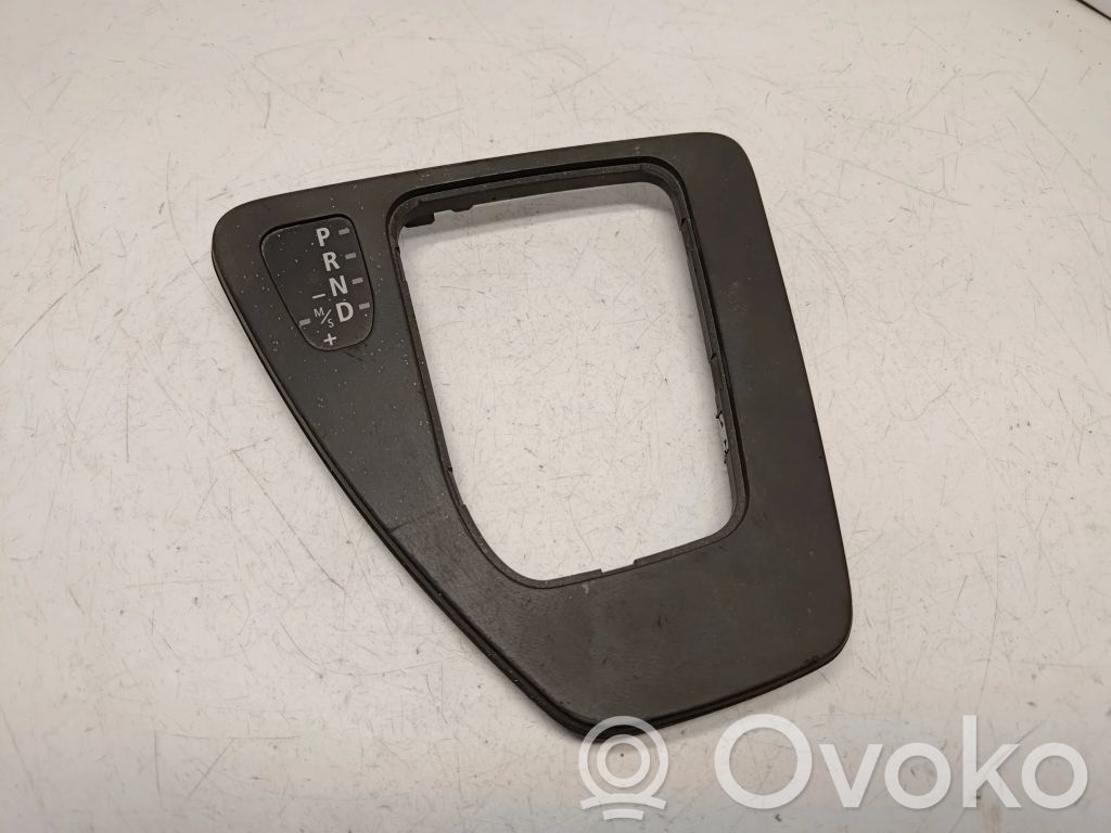 BMW 3 E90 E91 Ātrumu pārslēgšanas sviras dekoratīvā apdare (plastmasas) 