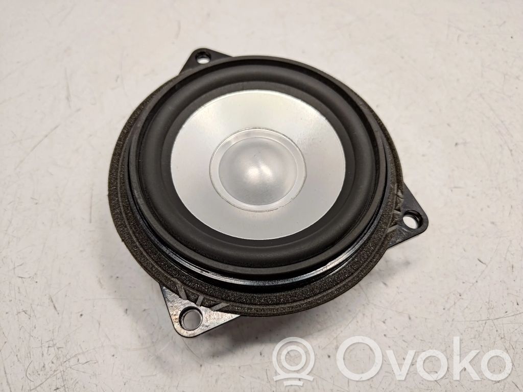 BMW 3 E92 E93 Takaoven kaiutin 