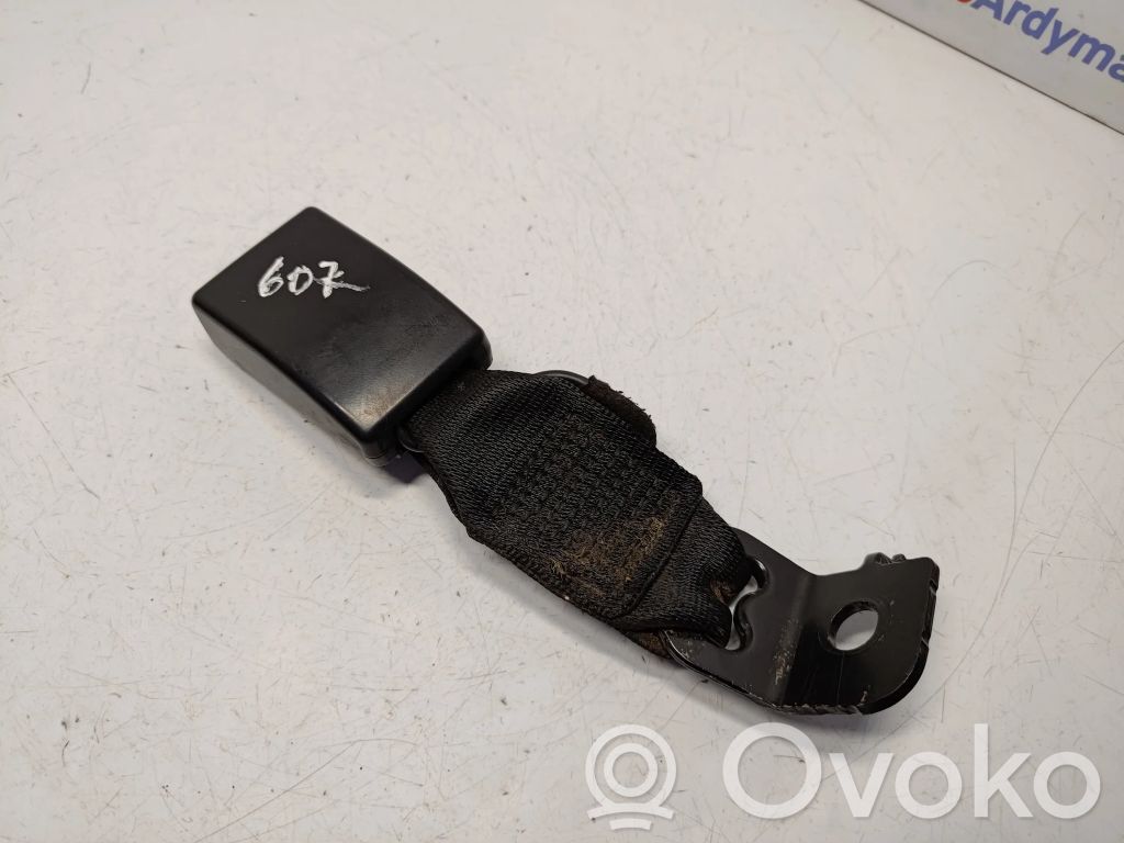 BMW 1 F20 F21 Hebilla del cinturón de seguridad trasero 