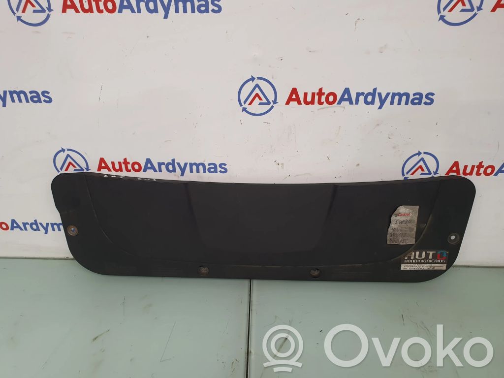 BMW 7 E65 E66 Radiatorių apdaila 