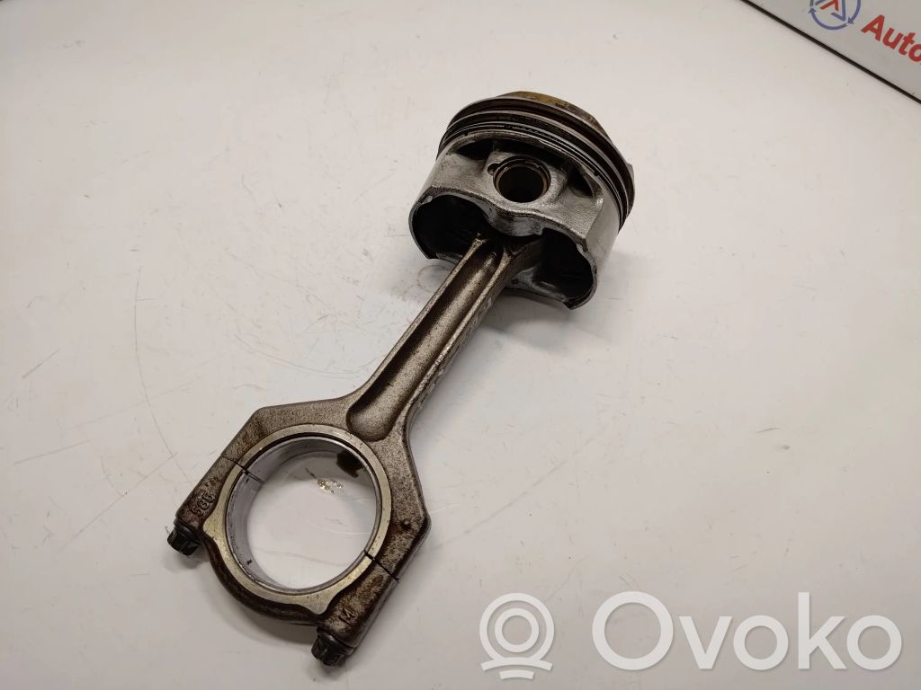 BMW 3 E92 E93 Kolben mit Pleuel 