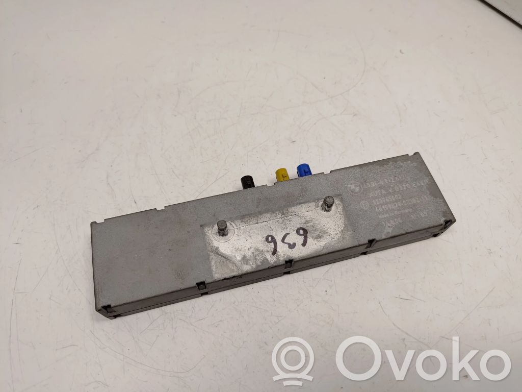 BMW Z4 E85 E86 Antenos stiprintuvas 