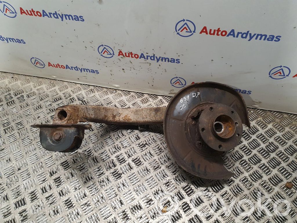 BMW Z4 E85 E86 Aizmugurē riteņa rumbas vārpstas šarnīrs (stupica, capfa) 