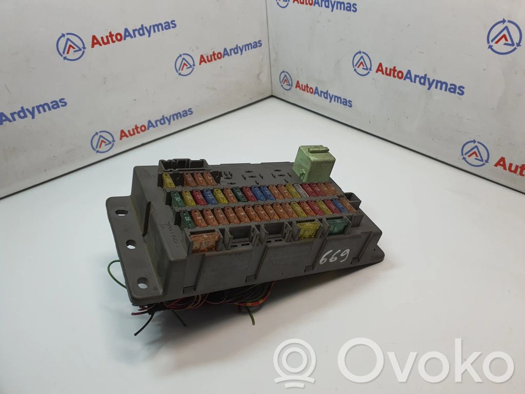 Mini One - Cooper R50 - 53 Fuse module 
