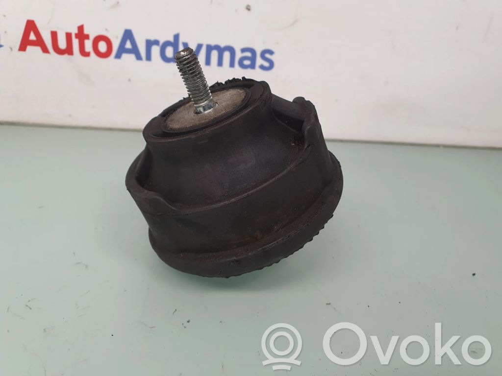 BMW 3 E46 Engine mount bracket 