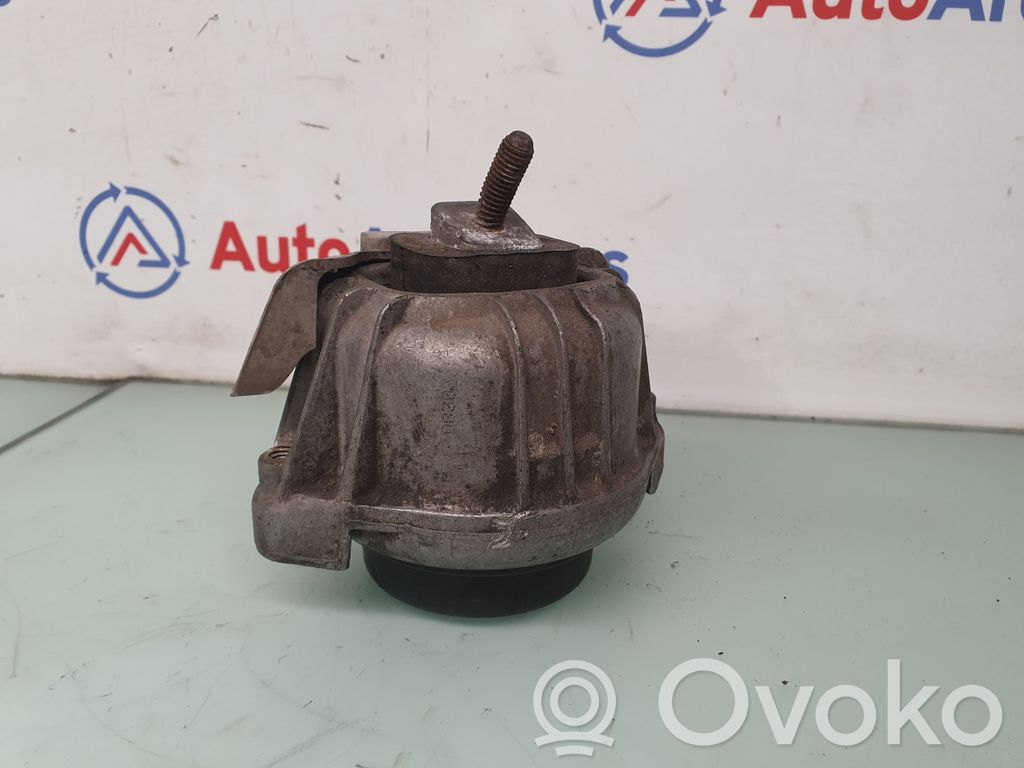 BMW 3 E92 E93 Engine mount bracket 