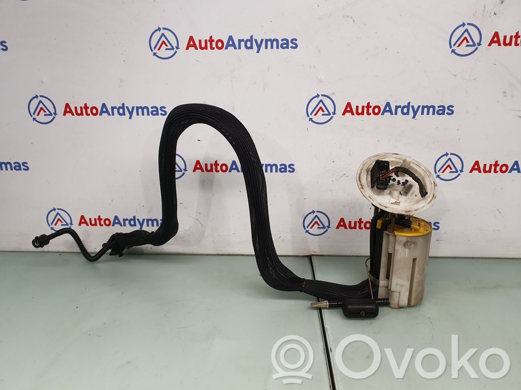 BMW 5 E60 E61 Pompe à carburant 