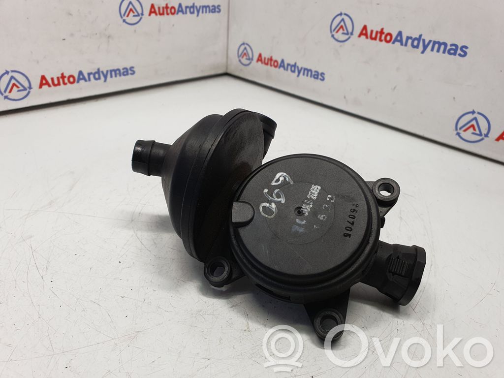 BMW Z4 E85 E86 Eļļas nogulsnētava (separators) 