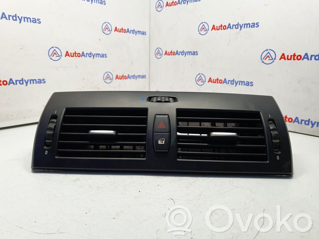 BMW X3 E83 Grilă ventilație centrală 