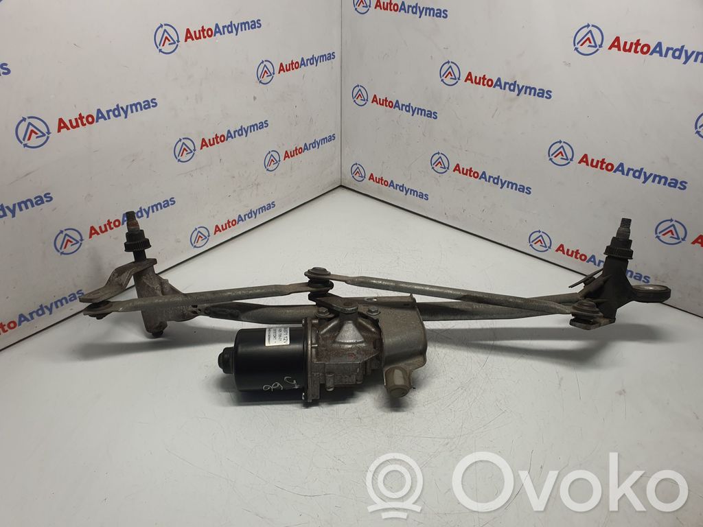 BMW 1 E81 E87 Front wiper linkage and motor 