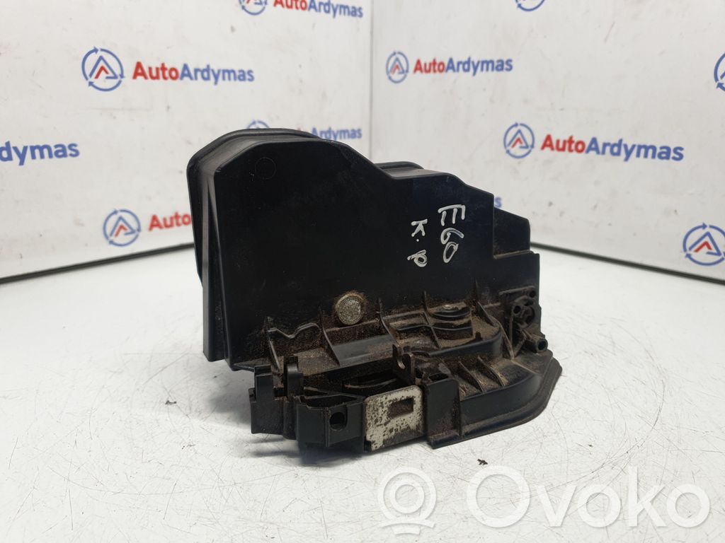 BMW 5 E60 E61 Etuoven lukko 
