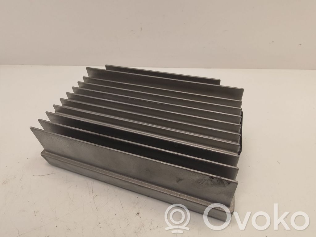 BMW 3 F30 F35 F31 Sound amplifier 