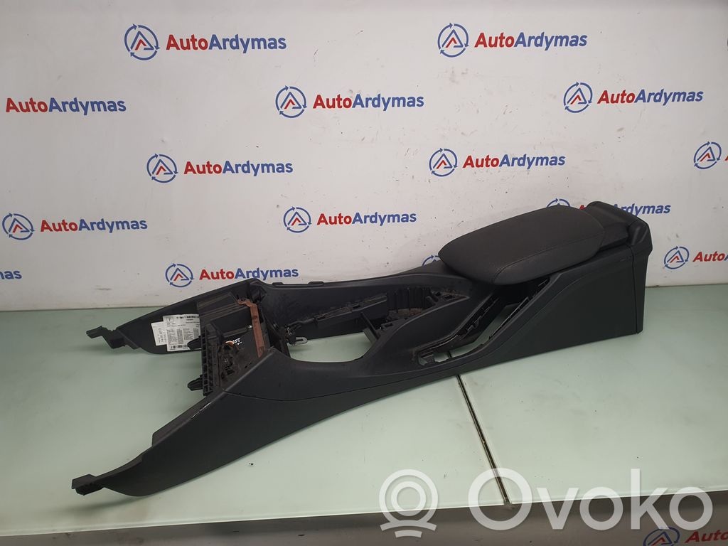 BMW X1 E84 Center console 