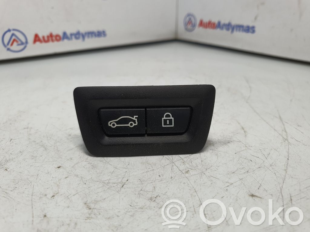 BMW 7 G11 G12 Tailgate/boot open switch button 
