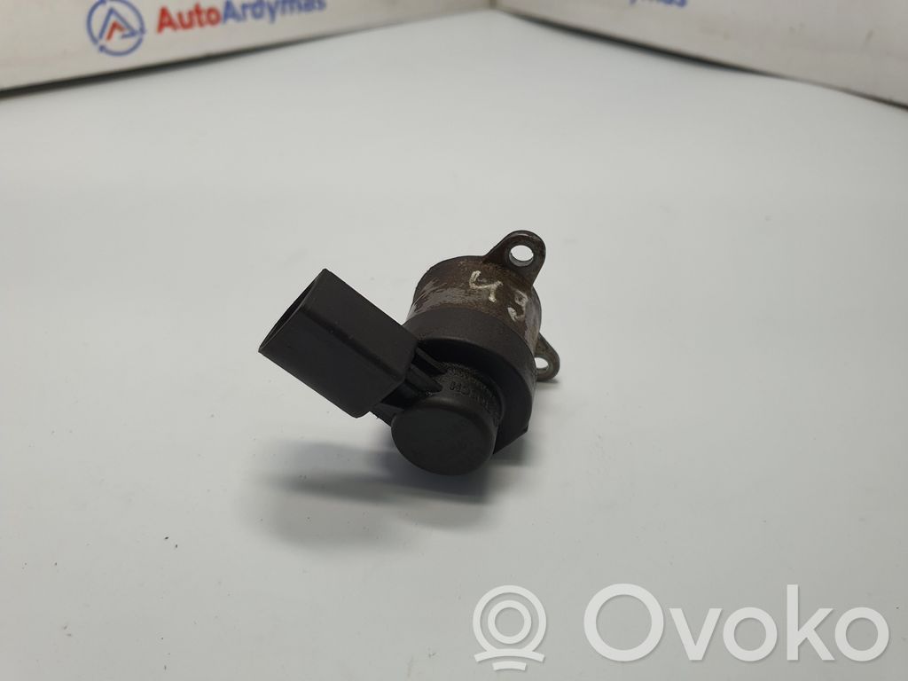 BMW 5 E60 E61 Degvielas spiediena regulators 