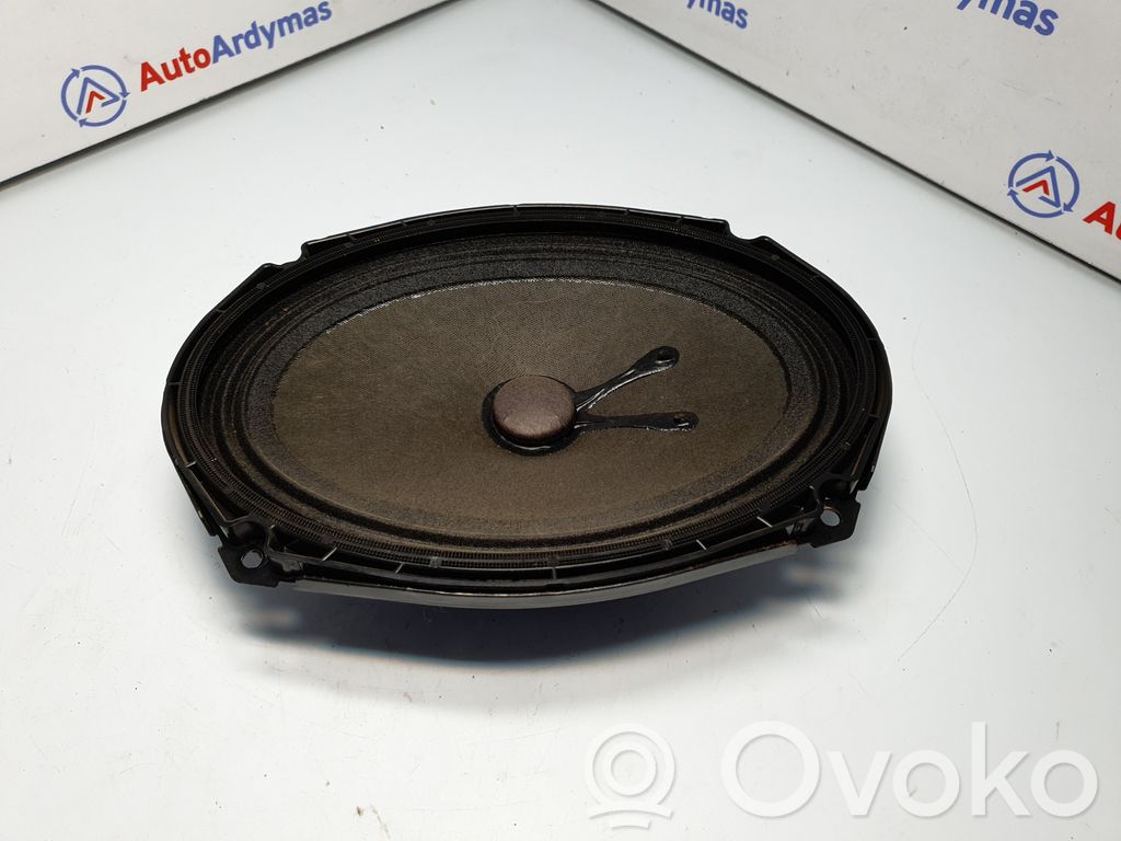 BMW 3 E46 Subwoofer speaker 