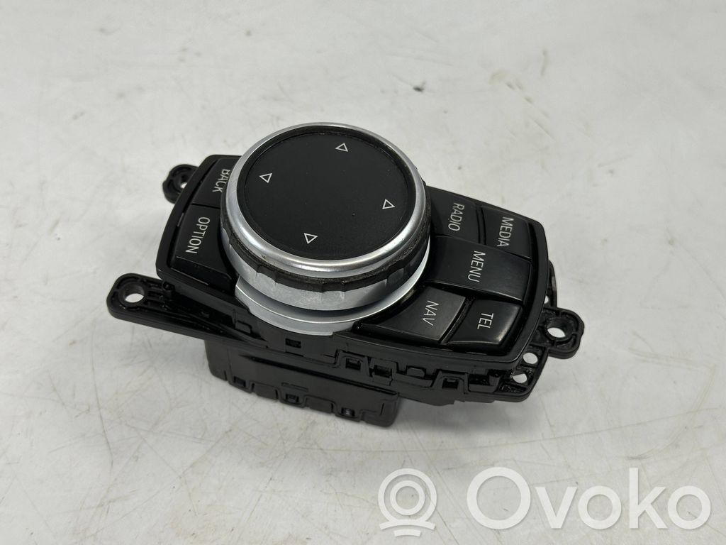 BMW X3 F25 Unidad central de control multimedia 