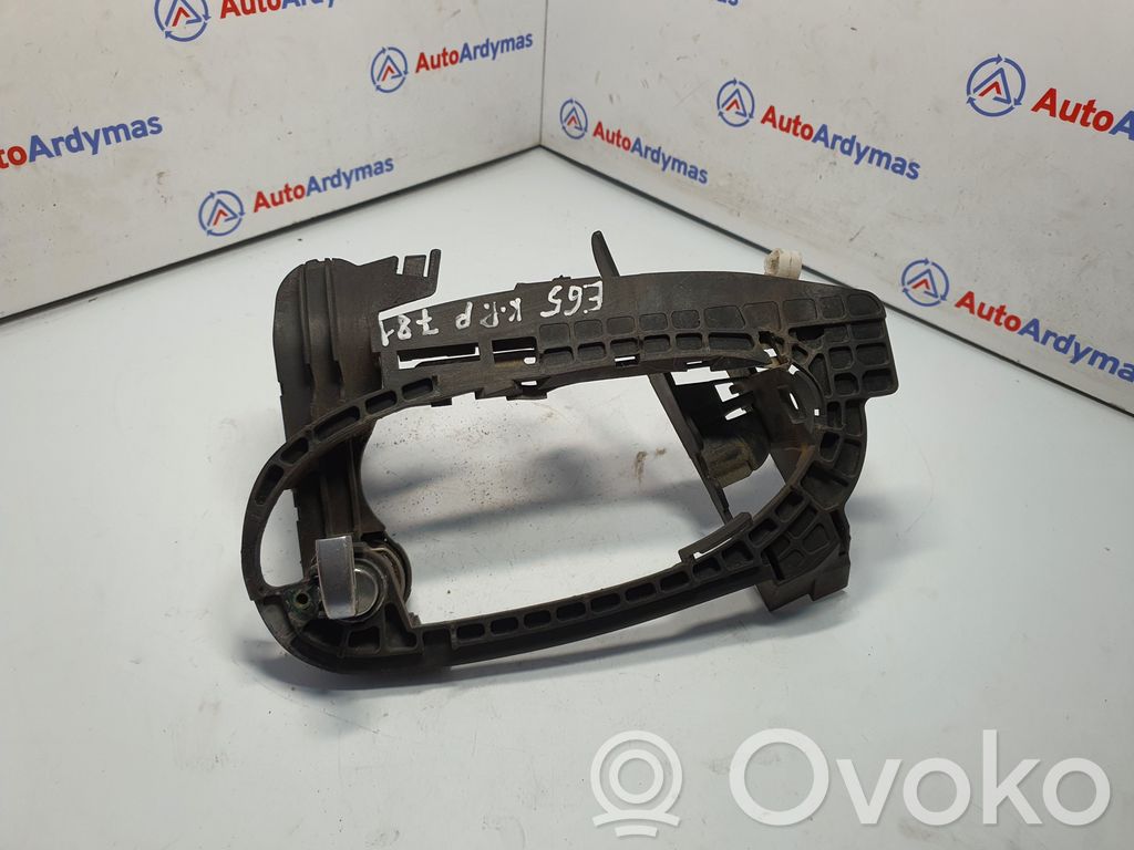 BMW 7 E65 E66 Etuoven ulkokahvan kehys 
