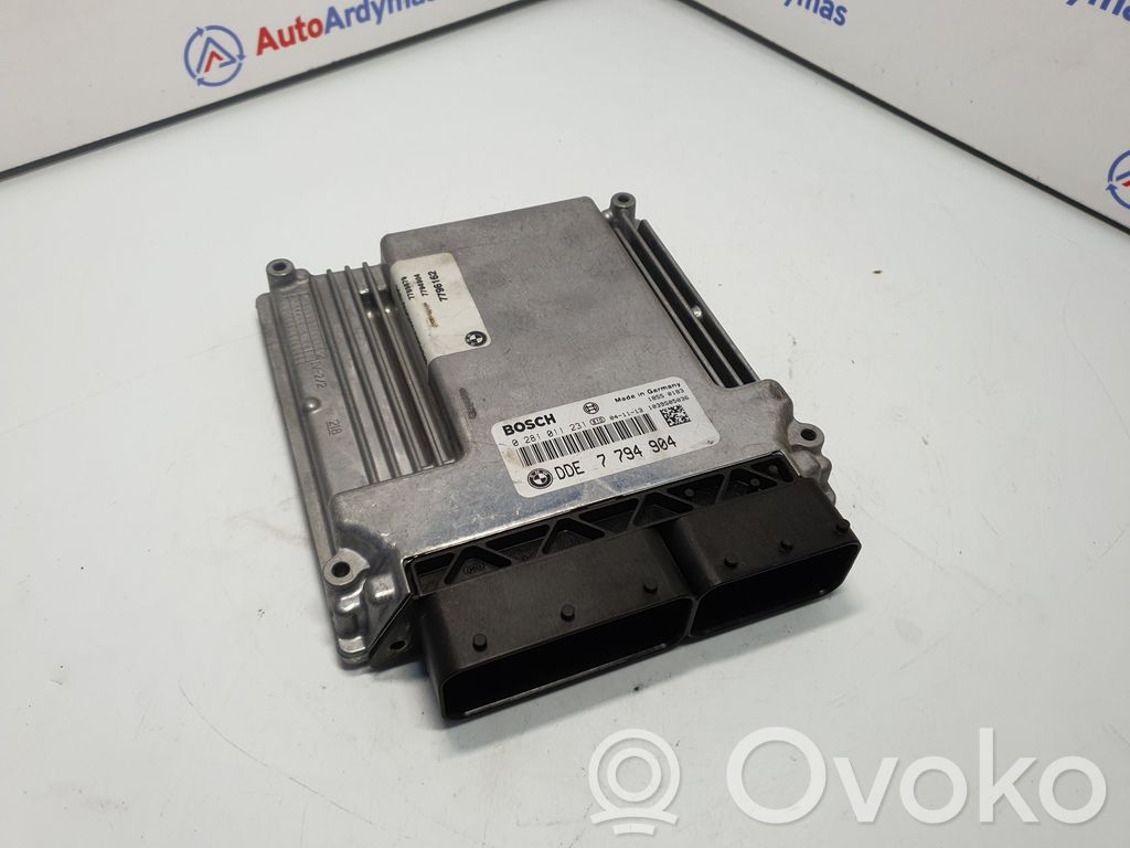BMW 7 E65 E66 Engine control unit/module 