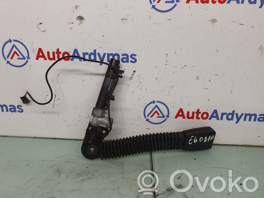 BMW 5 E60 E61 Sagtis diržo priekinė 