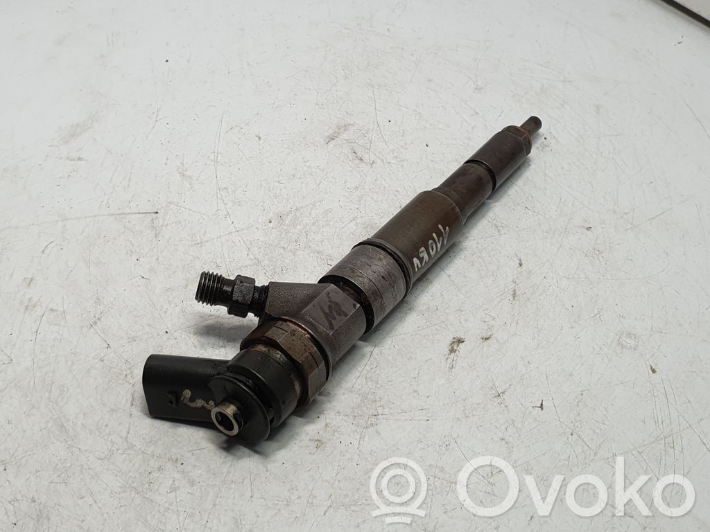 BMW 7 E65 E66 Fuel injector 