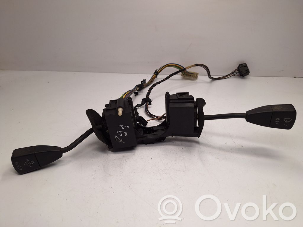 BMW 5 E34 Steering wheel axle set 