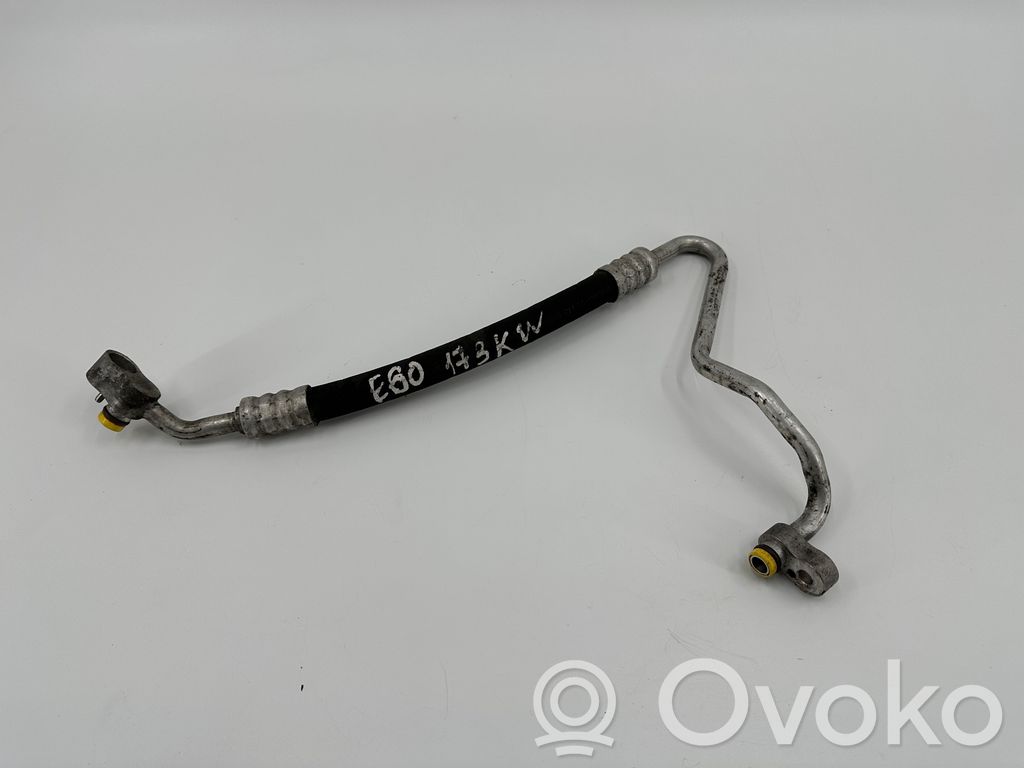 BMW 5 E60 E61 Ilmastointilaitteen putki (A/C) 
