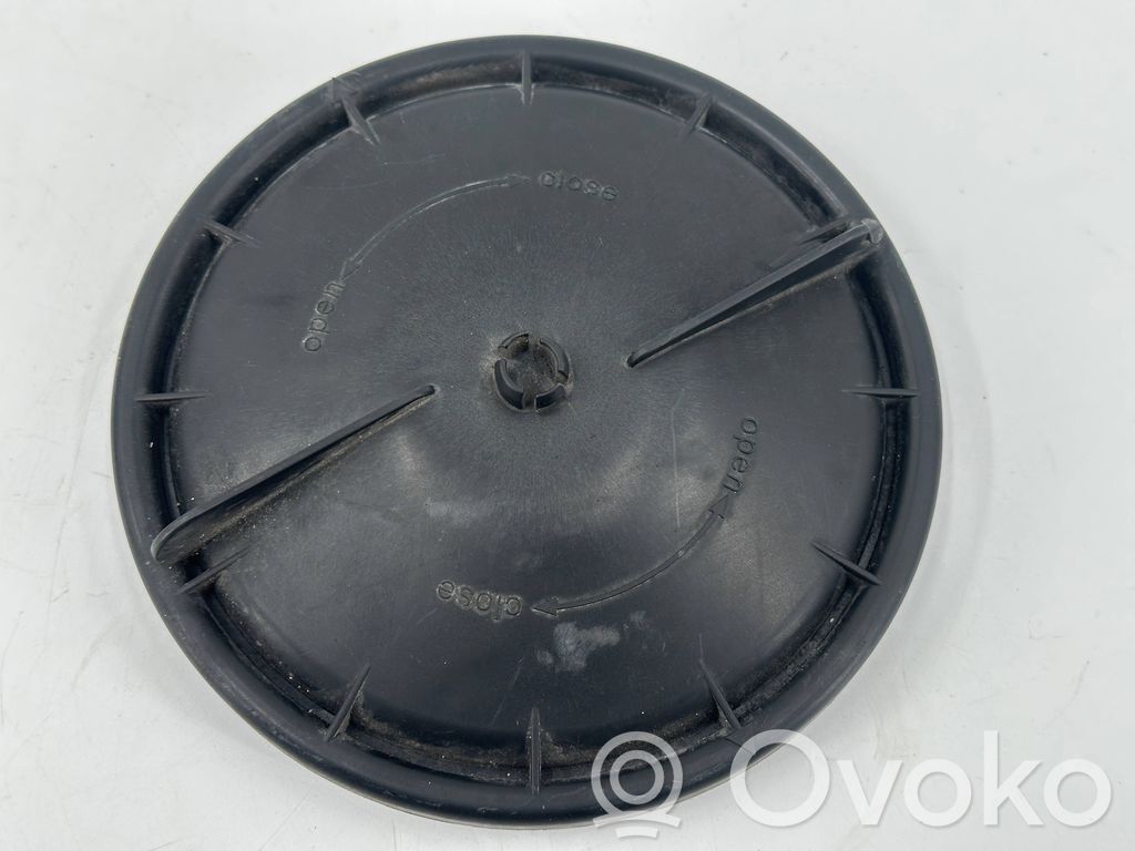 Osłona żarówki lampy przedniej   7379845,63117379845