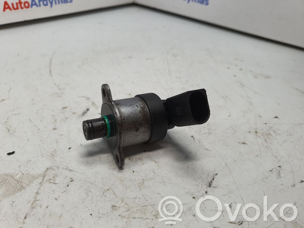 BMW 3 E90 E91 Degvielas spiediena regulators 